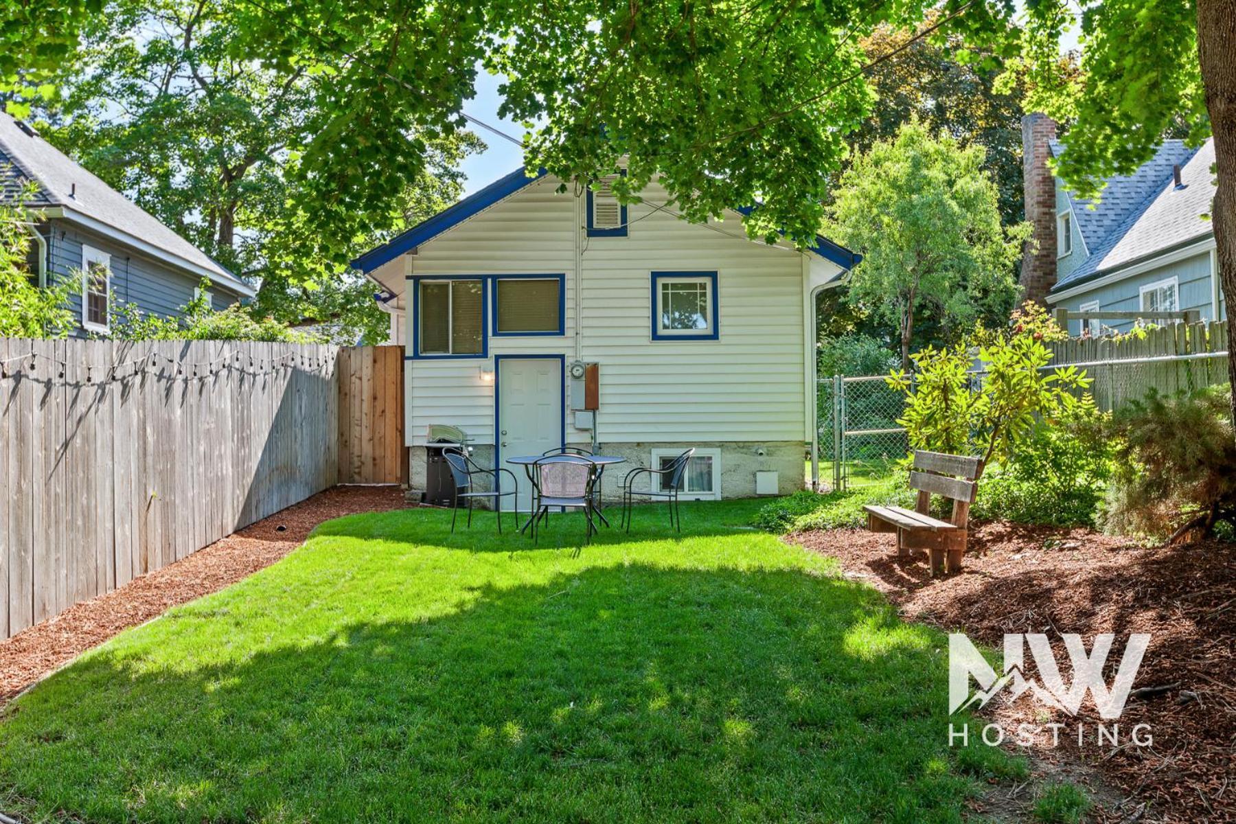 Adorable Bungalow Electric Fireplace & Large Fenced Yard Coeur d'Alene Exterior foto