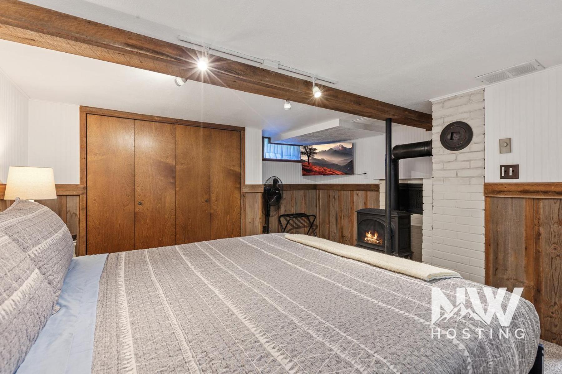 Adorable Bungalow Electric Fireplace & Large Fenced Yard Coeur d'Alene Exterior foto
